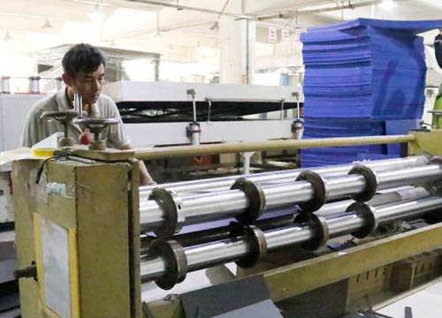 聚盛新材料车间设备演示