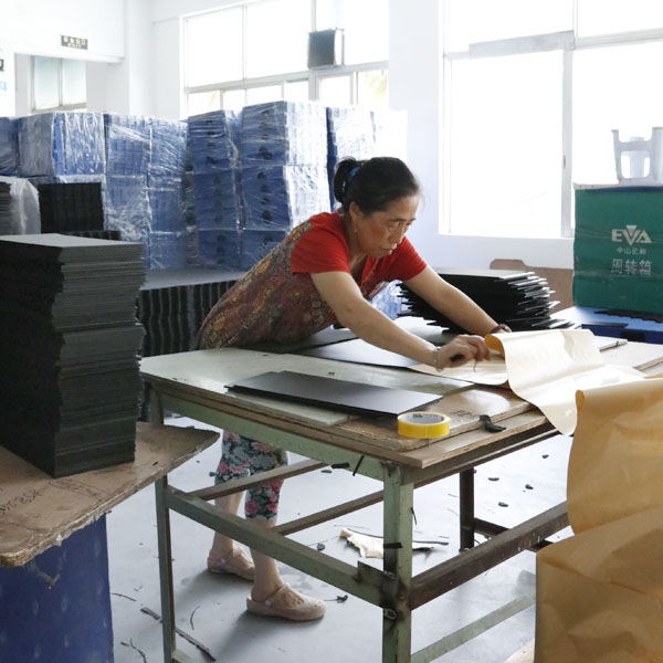 Hollow plate equipment Production workshop